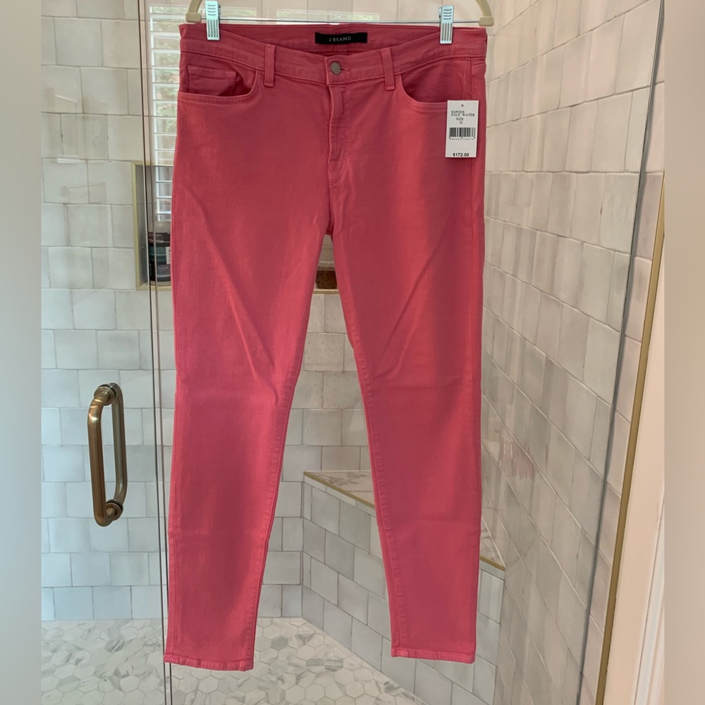 NWT J Brand Mid Rise Super Skinny Jean. Pink. Size 32.